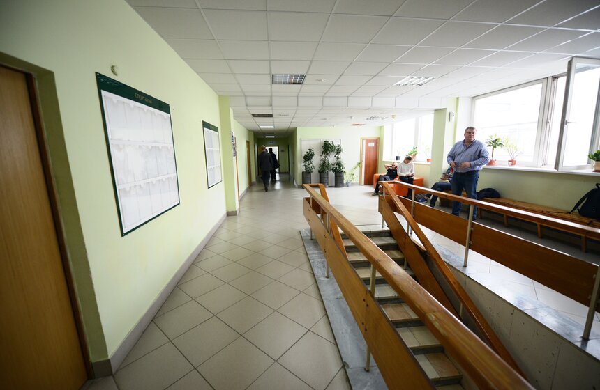 Футбольное поле на территории Олимпийской деревни 27 фото