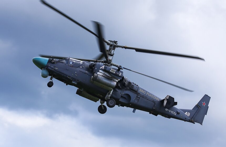 Пилотажные группы выступили в Кубинке перед форумом "Армия-2016" 31 фото