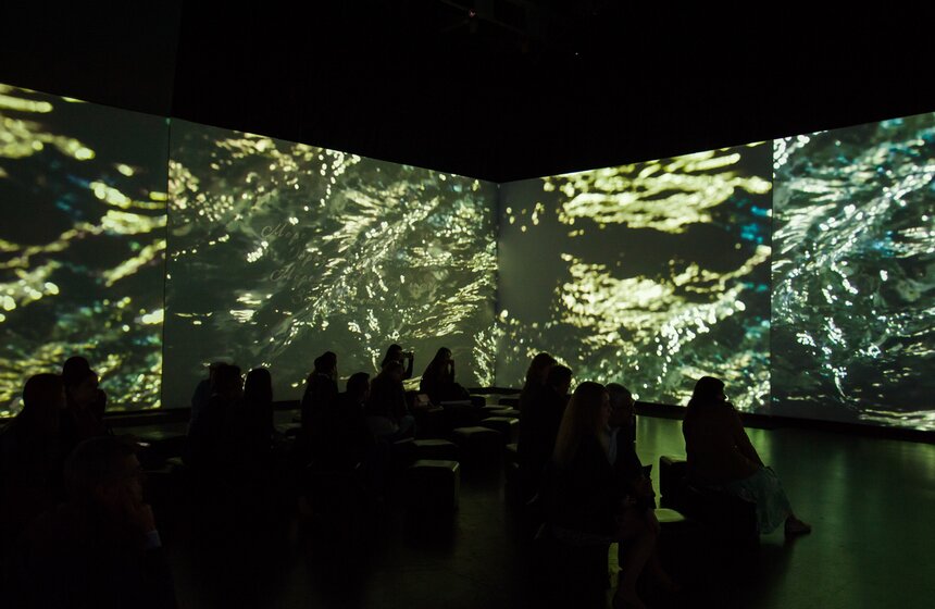 Мультимедиа-спектакль "Я – Айвазовский" в центре Artplay 14 фото