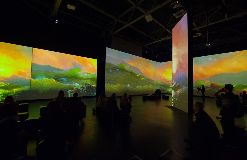 Мультимедиа-спектакль "Я – Айвазовский" в центре Artplay 12 фото
