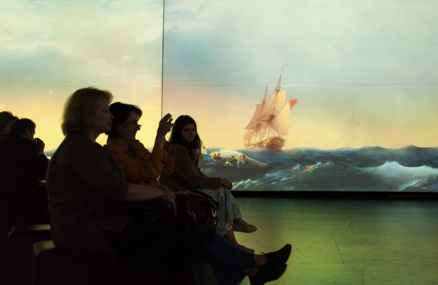 Мультимедиа-спектакль "Я – Айвазовский" в центре Artplay 28 фото
