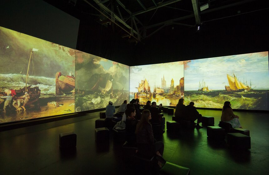 Мультимедиа-спектакль "Я – Айвазовский" в центре Artplay 23 фото