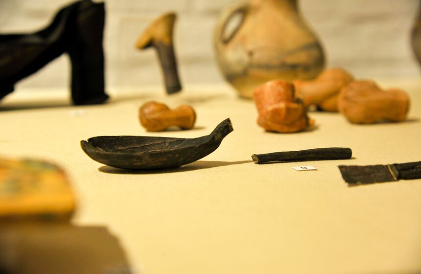 Открылась выставка археологических находок программы "Моя улица" 7 фото