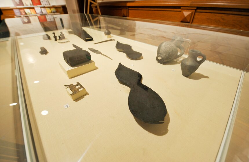 Открылась выставка археологических находок программы "Моя улица" 8 фото