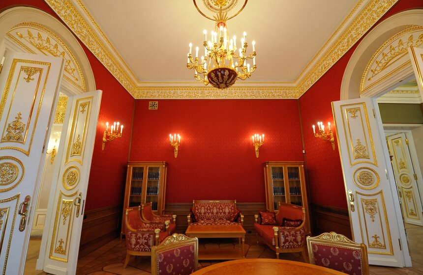 Открылась выставка археологических находок программы "Моя улица" 17 фото