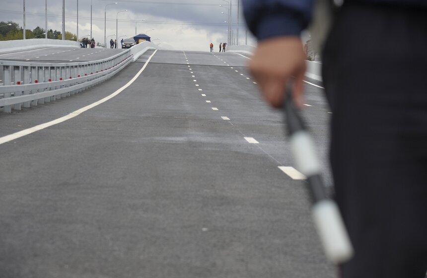 Сергей Собянин открыл движение по эстакаде на Рябиновой улице 10 фото