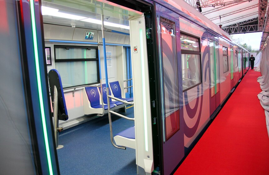 Презентация нового поезда столичного метро "Москва" на ВДНХ 15 фото