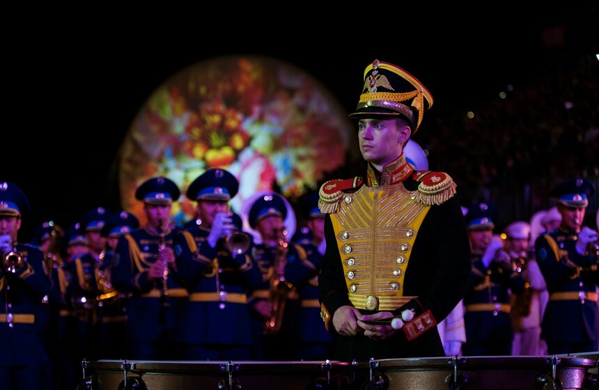 Церемония открытия фестиваля "Спасская башня" прошла в Москве 44 фото