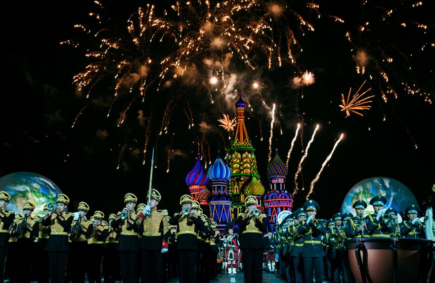Церемония открытия фестиваля "Спасская башня" прошла в Москве 46 фото