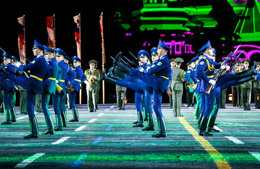 Как проходит фестиваль военных оркестров "Спасская башня" 27 фото