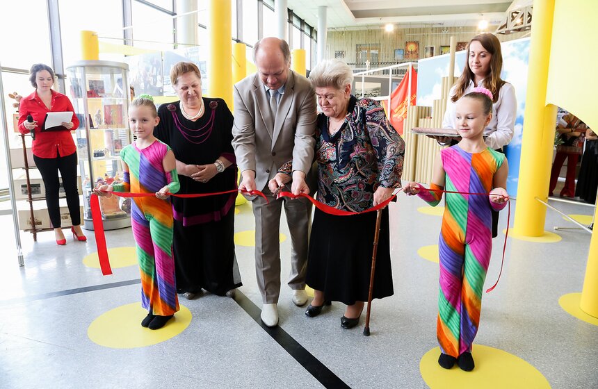 Посвященная Дворцу пионеров выставка открылась в Москве 16 фото