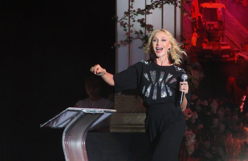 Работникам ЖКХ вручили награды за достижения 24 фото