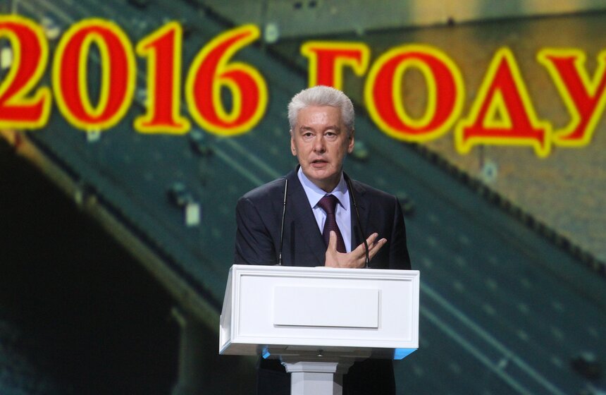 Работникам ЖКХ вручили награды за достижения 5 фото