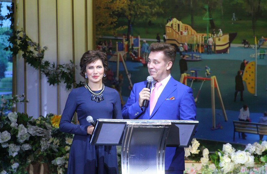 Работникам ЖКХ вручили награды за достижения 2 фото