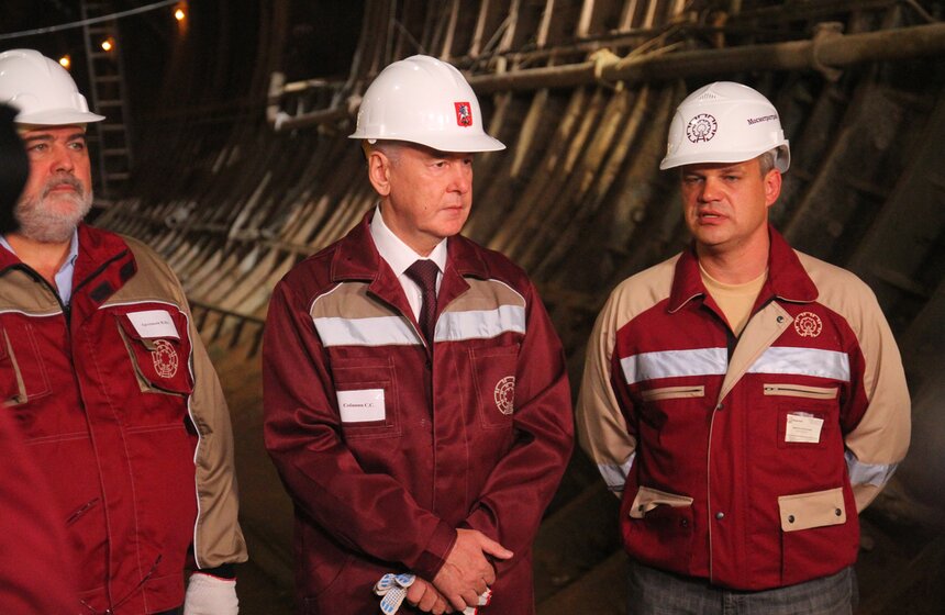 Крупный ТПУ появится на станции метро "Окружная" 18 фото