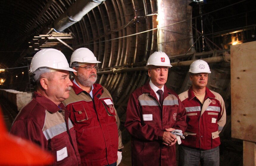 Крупный ТПУ появится на станции метро "Окружная" 17 фото