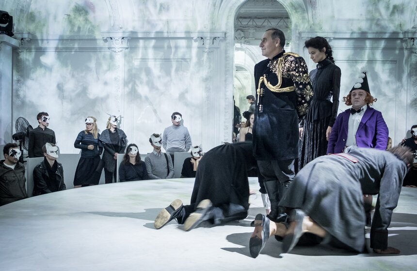 Показ спектакля "Черный русский" в доме Спиридонова 30 фото