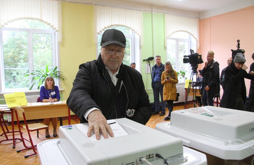 Сергей Собянин проголосовал на выборах в Госдуму 14 фото