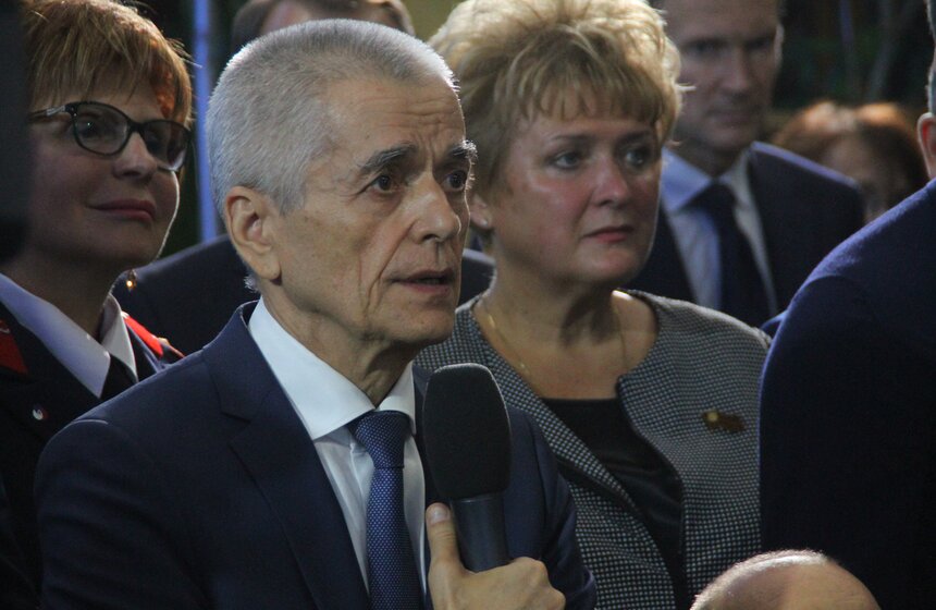 Сергей Собянин посетил штаб "Единой России" 19 фото