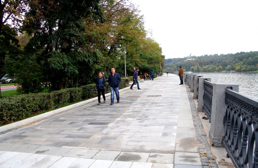 Сергей Собянин открыл благоустроенную Лужнецкую набережную 8 фото