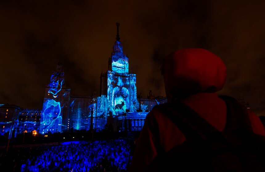 Открытие фестиваля "Круг Света" состоялось на Воробьевых горах 15 фото