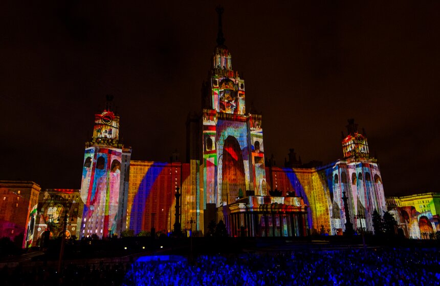 Открытие фестиваля "Круг Света" состоялось на Воробьевых горах 20 фото