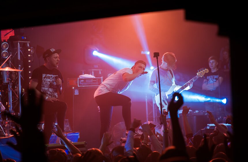 Группа Anacondaz выступила в московском клубе RED 19 фото