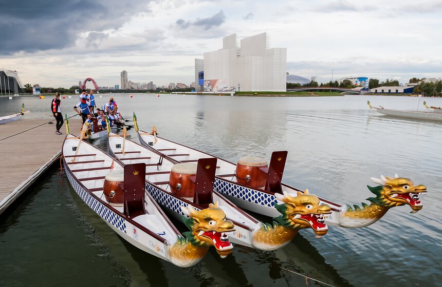 Чемпионат мира по гребле на лодках "Дракон" 8 фото