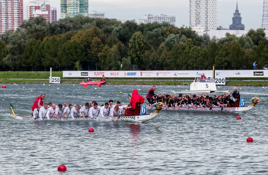 Чемпионат мира по гребле на лодках "Дракон" 14 фото