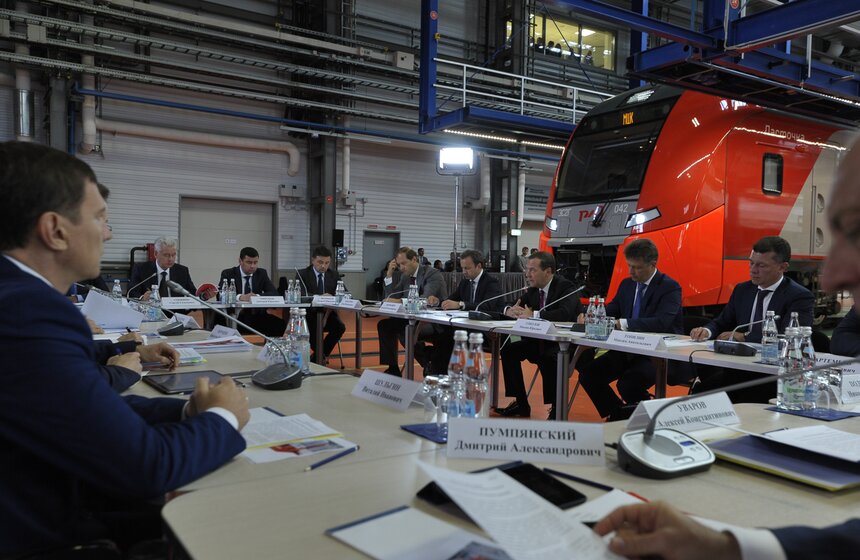 Развитие пассажирских ж/д перевозок обсудили в Москве 32 фото