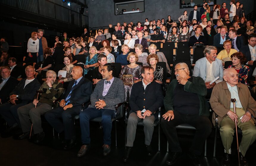 Открытие нового сезона в театре Вахтангова 10 фото