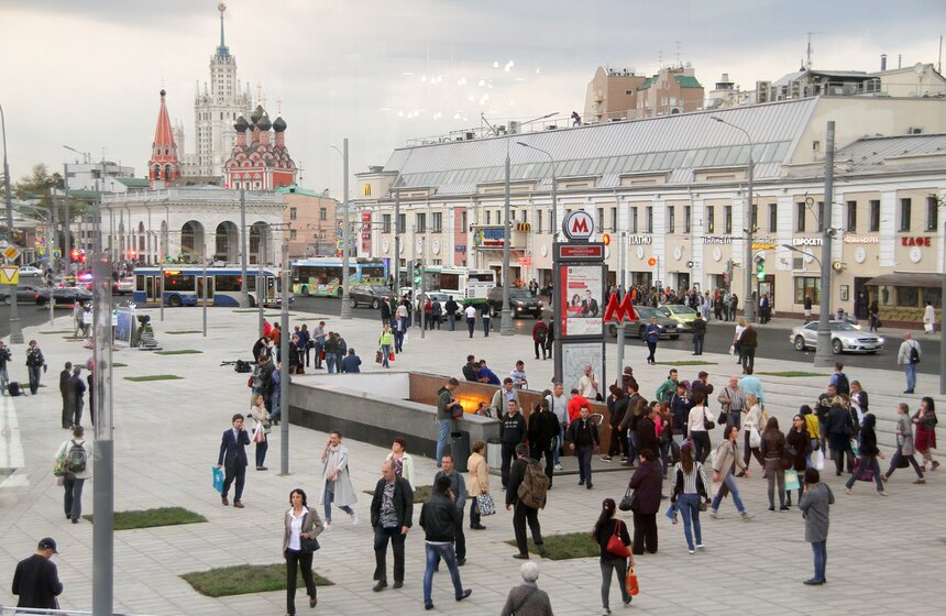 Сергей Собянин осмотрел благоустроенную Таганскую площадь 17 фото