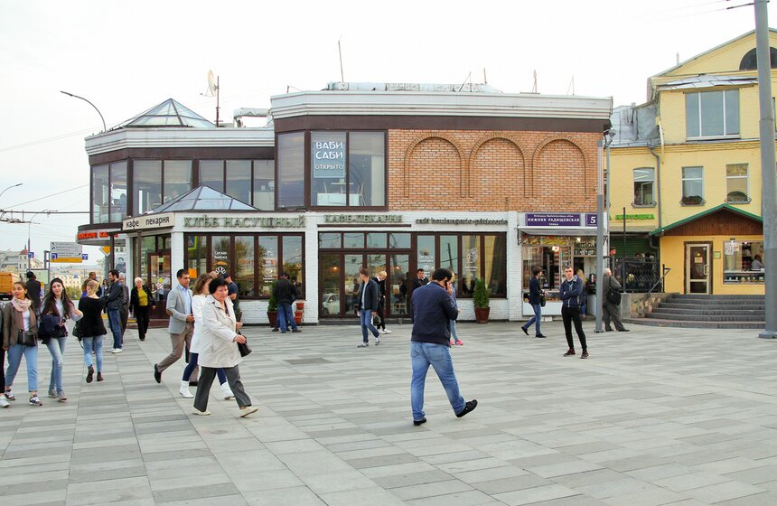 Сергей Собянин осмотрел благоустроенную Таганскую площадь 1 фото