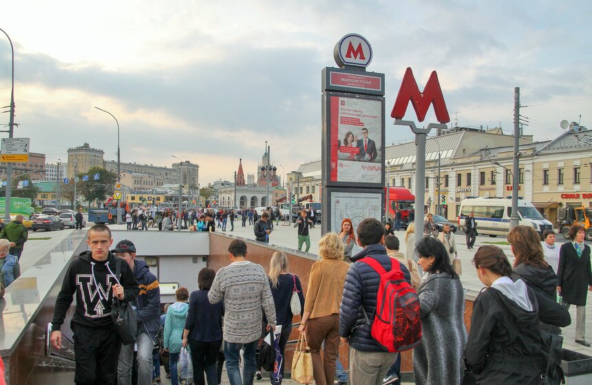 Сергей Собянин осмотрел благоустроенную Таганскую площадь 11 фото
