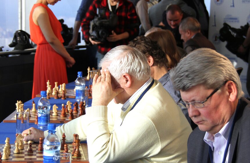 В Останкино прошел сеанс игры в шахматы на высоте 337 метров 8 фото