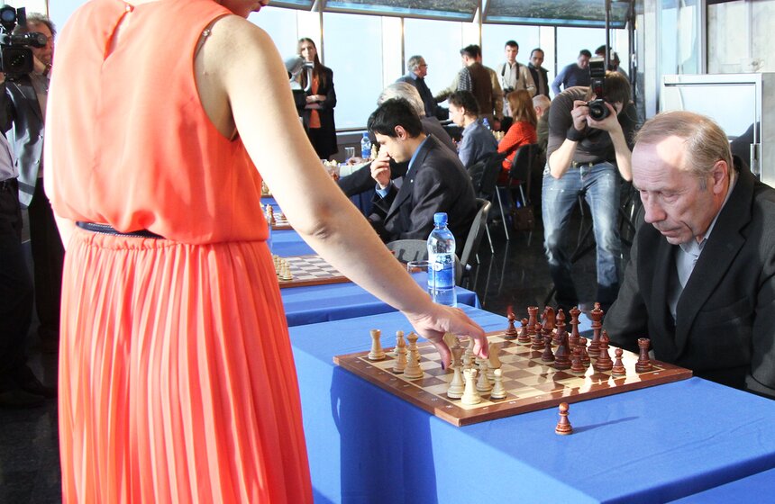 В Останкино прошел сеанс игры в шахматы на высоте 337 метров 4 фото