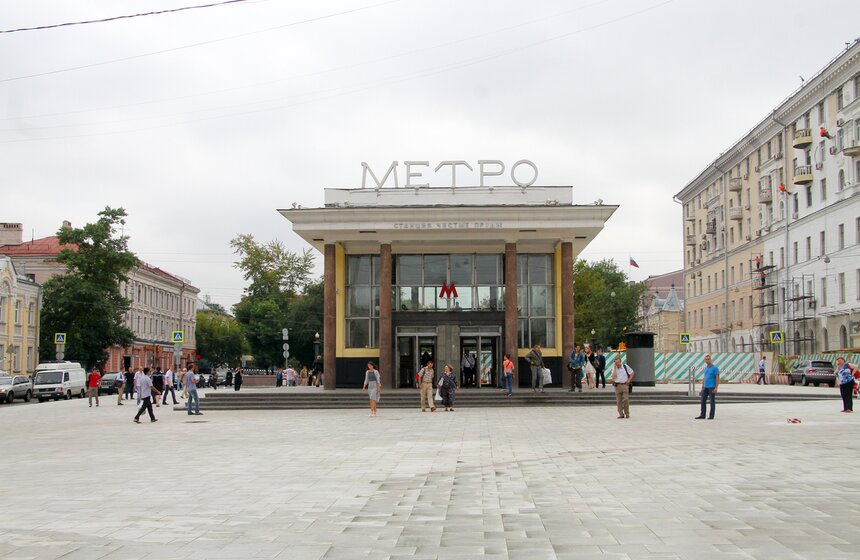 Мэр осмотрел работы по благоустройству площади Мясницкие Ворота 4 фото