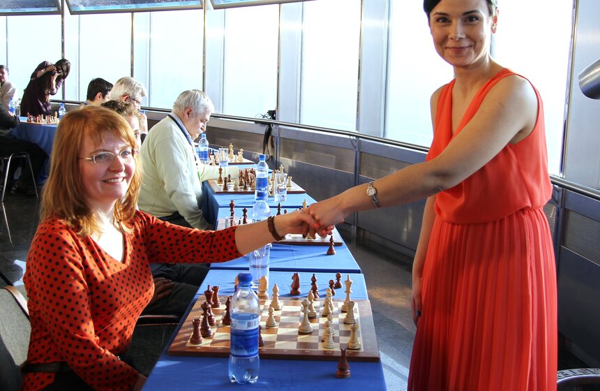 В Останкино прошел сеанс игры в шахматы на высоте 337 метров 10 фото