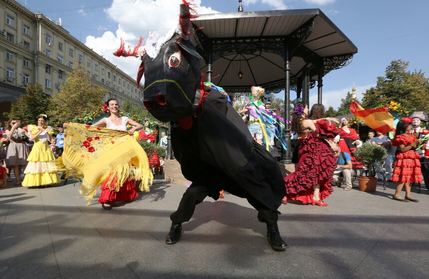 "Московское варенье" завершилось костюмированным парадом 13 фото