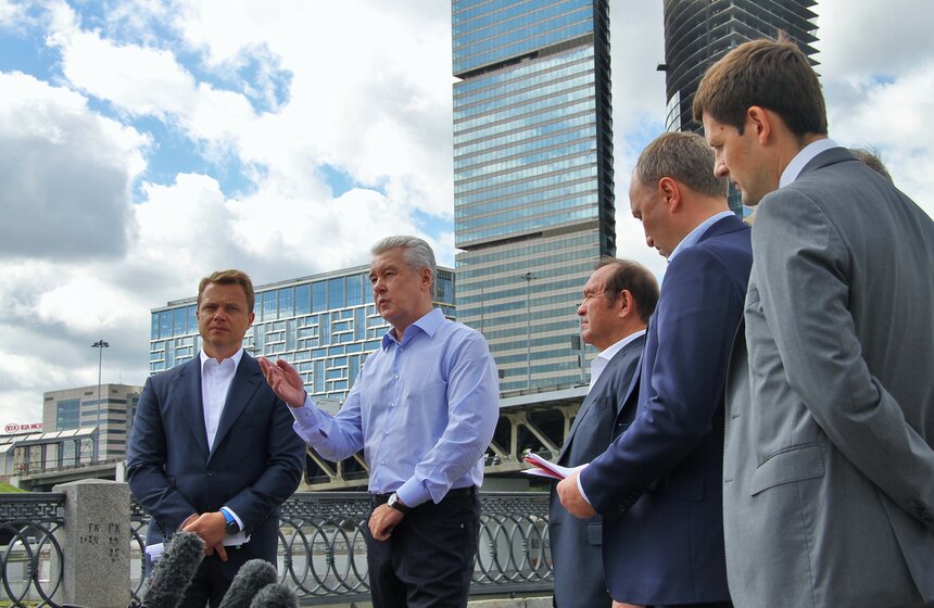 Мэр проверил ход реконструкции Краснопресненской набережной 18 фото