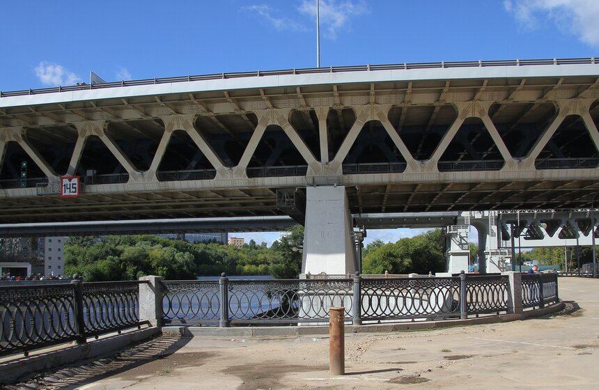 Мэр проверил ход реконструкции Краснопресненской набережной 6 фото