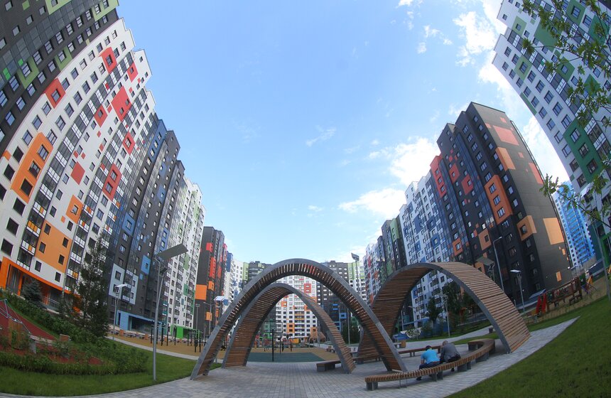 Сергей Собянин посетил стройку жилого квартала в Северном 15 фото