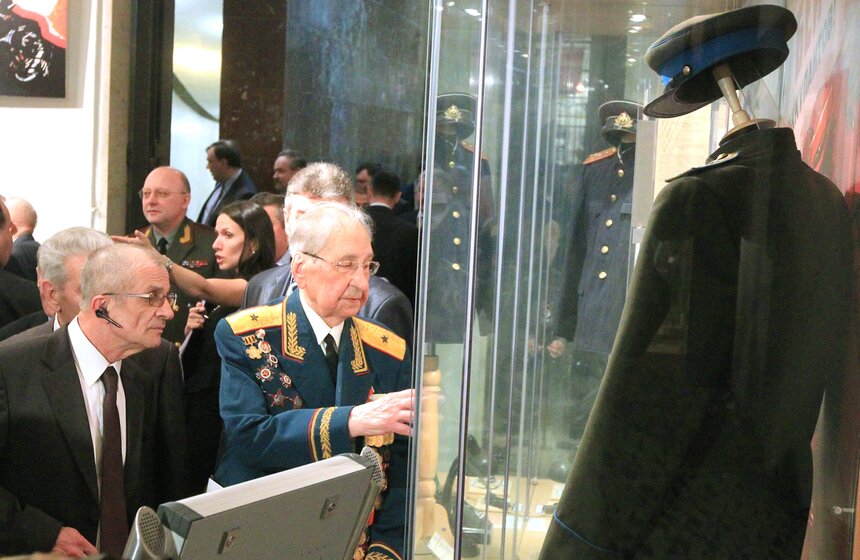 Уникальные архивные документы ФСБ показали на выставке "Смерш" 2 фото