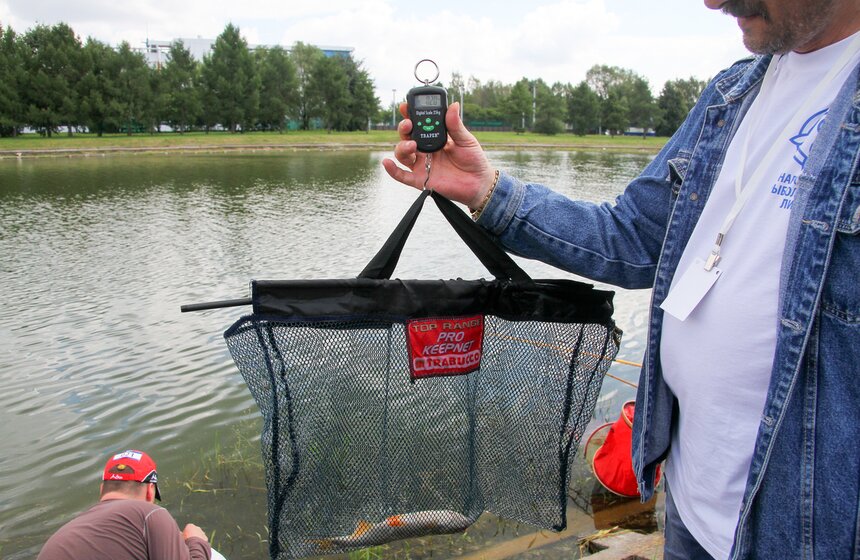 Турнир по любительской рыбалке на Гребном канале 17 фото