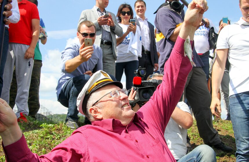 Турнир по любительской рыбалке на Гребном канале 15 фото