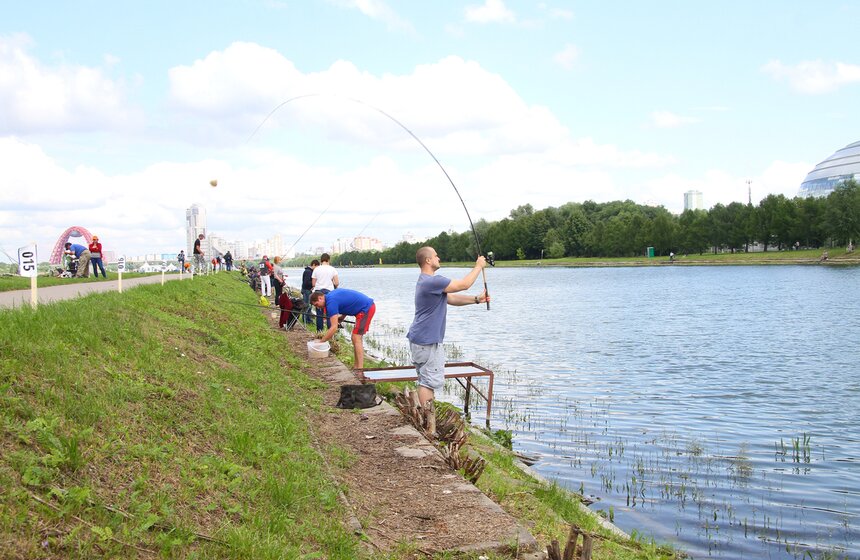 Турнир по любительской рыбалке на Гребном канале 7 фото