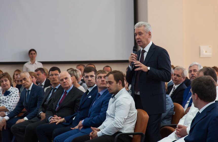 Дмитрий Медведев встретился с активом "Единой России" 17 фото