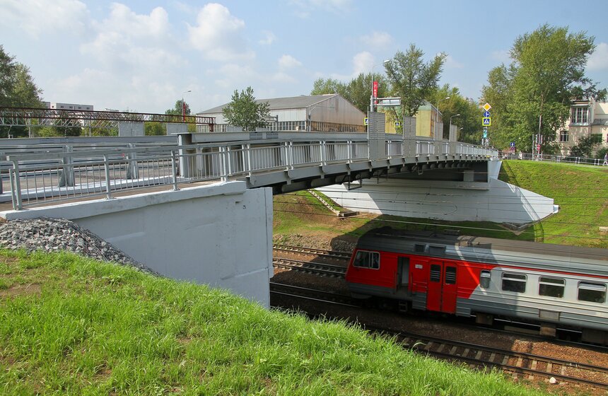 Мэр открыл движение по путепроводу на Павелецком направлении МЖД 1 фото