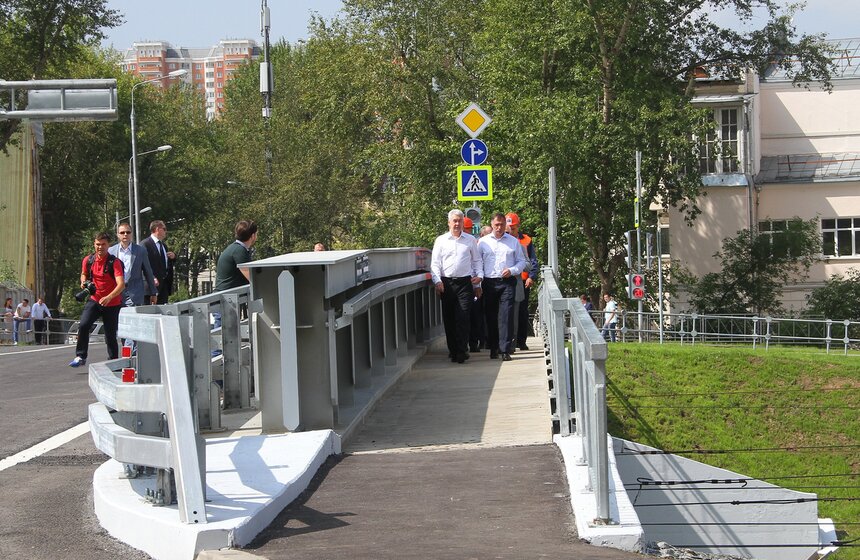 Мэр открыл движение по путепроводу на Павелецком направлении МЖД 6 фото