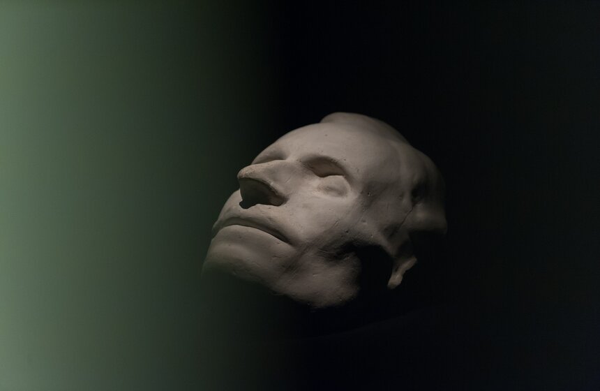 Выставка "Портрет" в галерее "Новое крыло" 16 фото